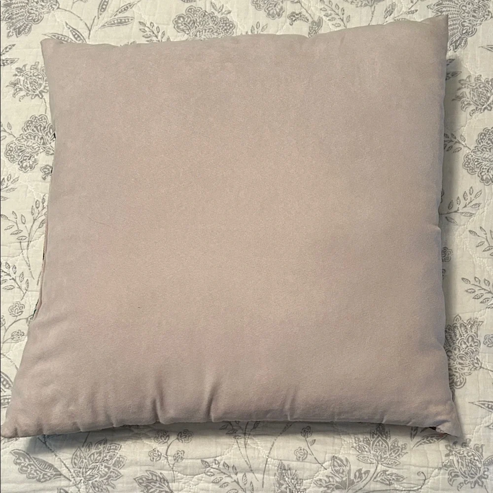 Paisley Patterned 18” x 18” Decorative Pillow
